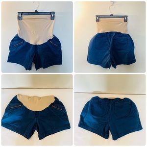 Motherhood Maternity Shorts • Small